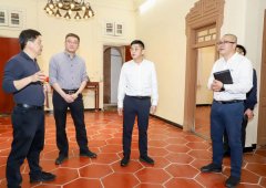 丰泽区委次要带领降临海街道法石社区调研社区